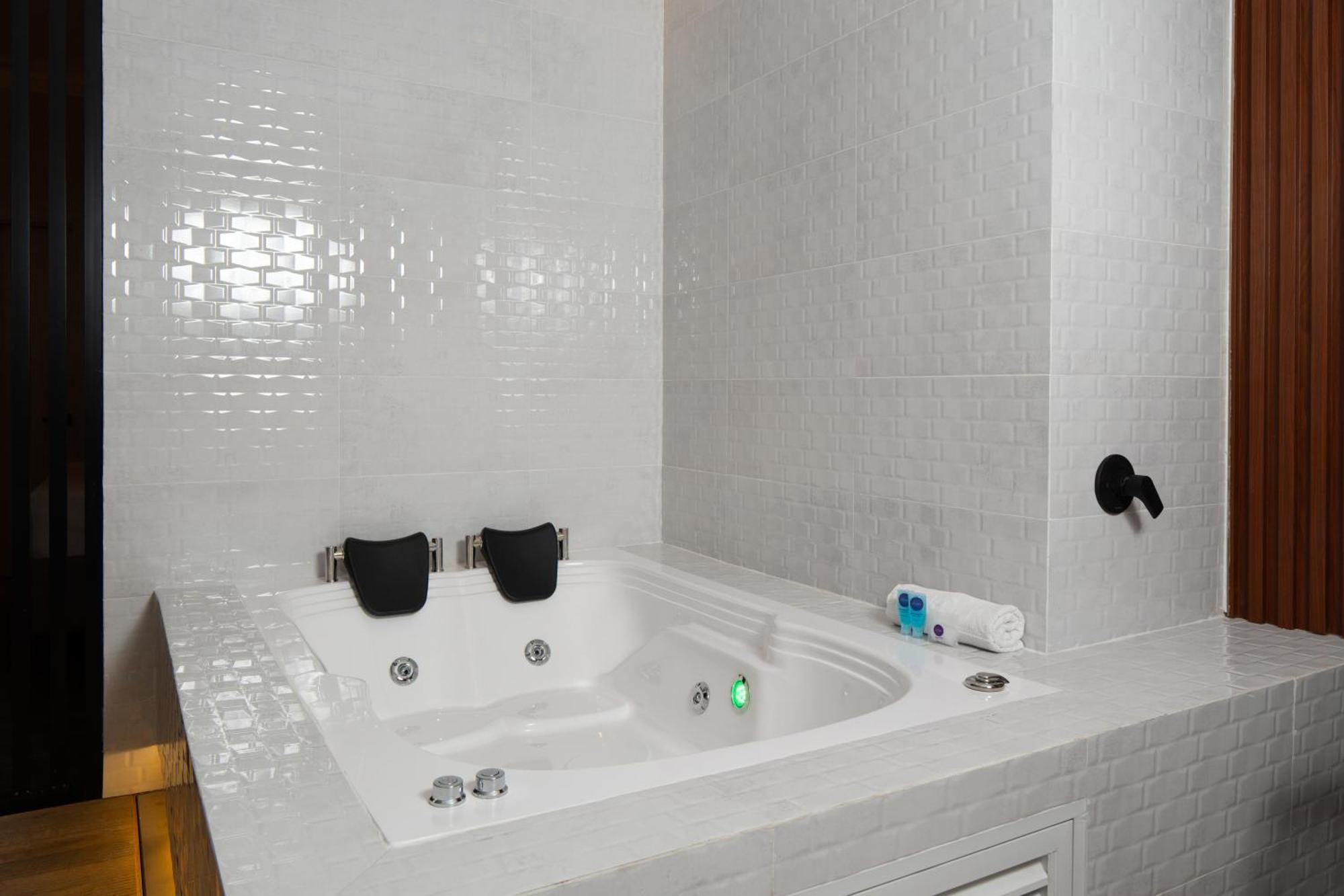 Hotel Byhours Circunvalar - Adults Only Barranquilla  Dış mekan fotoğraf